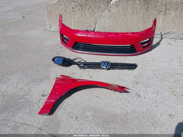 2016 Volkswagen Golf R 4-door მანქანა იყიდება აუქციონზე, vin: WVWUF7AU7GW111419, აუქციონის ნომერი: 45297433