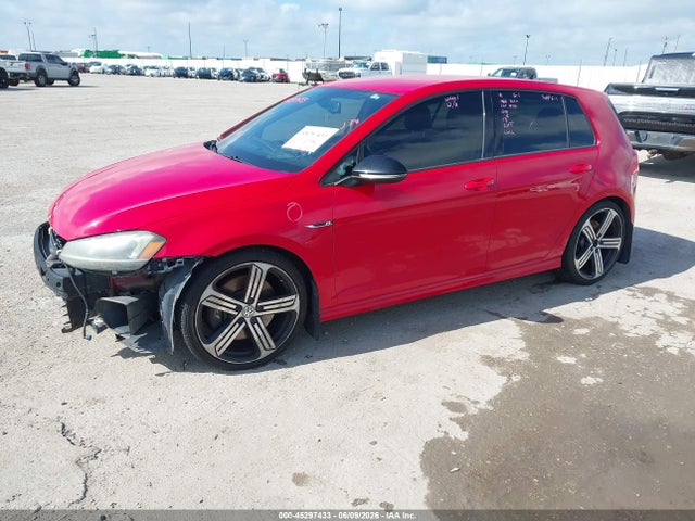 2016 Volkswagen Golf R 4-door მანქანა იყიდება აუქციონზე, vin: WVWUF7AU7GW111419, აუქციონის ნომერი: 45297433