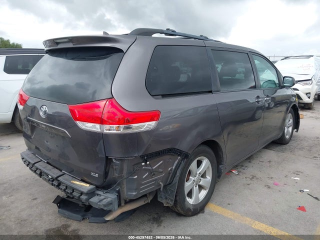 2012 Toyota Sienna Xle V6 8 Passenger მანქანა იყიდება აუქციონზე, vin: 5TDYK3DCXCS233176, აუქციონის ნომერი: 45297452