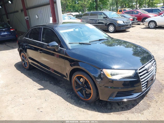 Продажа на аукционе авто 2015 Audi A3 2.0t Premium, vin: WAUBFGFFXF1011440, номер лота: 45297456