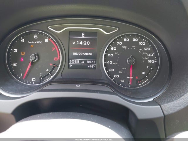 45297456 :رقم المزاد ، WAUBFGFFXF1011440 vin ، 2015 Audi A3 2.0t Premium مزاد بيع
