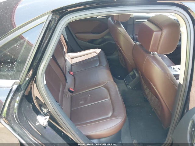 45297456 :رقم المزاد ، WAUBFGFFXF1011440 vin ، 2015 Audi A3 2.0t Premium مزاد بيع