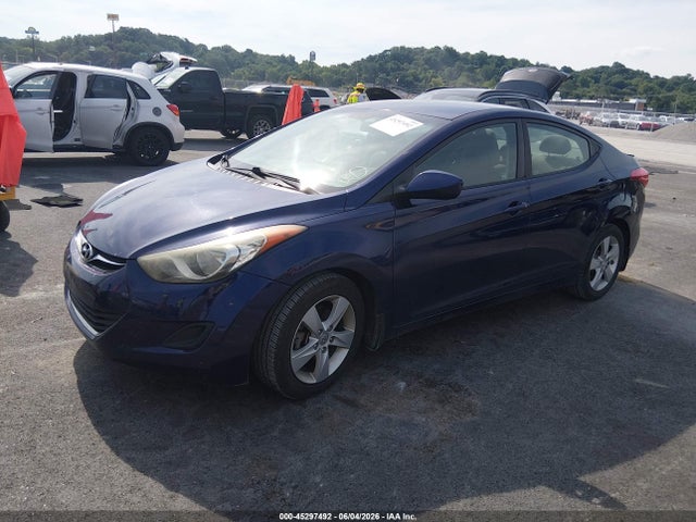 Продаж на аукціоні авто 2013 Hyundai Elantra Gls, vin: 5NPDH4AE7DH372603, номер лоту: 45297492