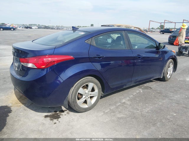Продаж на аукціоні авто 2013 Hyundai Elantra Gls, vin: 5NPDH4AE7DH372603, номер лоту: 45297492