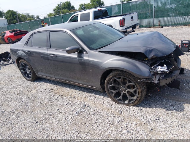 Aukcja sprzedaży 2019 Chrysler 300 300s, vin: 2C3CCABG4KH708193, numer aukcji: 45297493