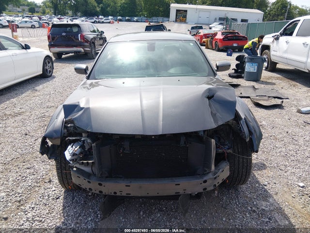 45297493 :رقم المزاد ، 2C3CCABG4KH708193 vin ، 2019 Chrysler 300 300s مزاد بيع
