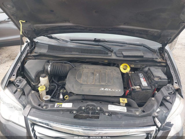 Продажа на аукционе авто 2016 Chrysler Town & Country Touring, vin: 2C4RC1BGXGR293436, номер лота: 45297551
