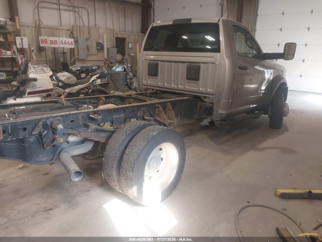 45297561 :رقم المزاد ، 3C7WRNAL0NG397642 vin ، 2022 Ram 5500 Chassis Tradesman/slt مزاد بيع