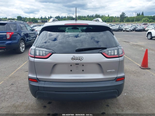 45297569 :رقم المزاد ، 1C4PJLCB1KD272143 vin ، 2019 Jeep Cherokee Latitude Fwd مزاد بيع