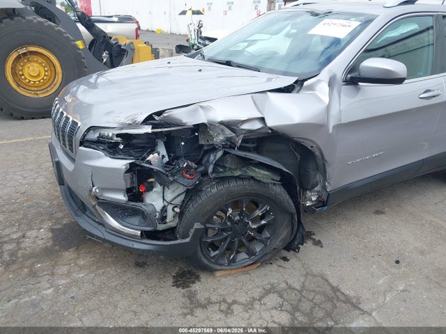 1C4PJLCB1KD272143 Jeep Cherokee Latitude Fwd