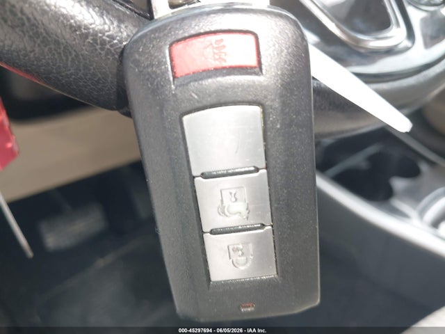 Продаж на аукціоні авто 2018 Mitsubishi Outlander Se, vin: JA4AD3A38JZ064409, номер лоту: 45297694