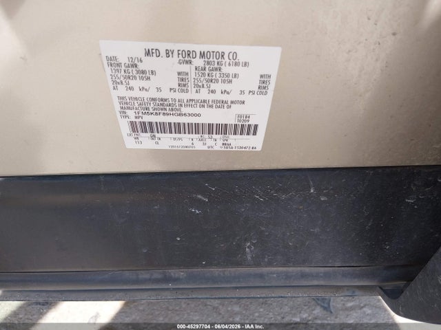Ford Explorer Limited 2017 1FM5K8F89HGB63000 Image 9