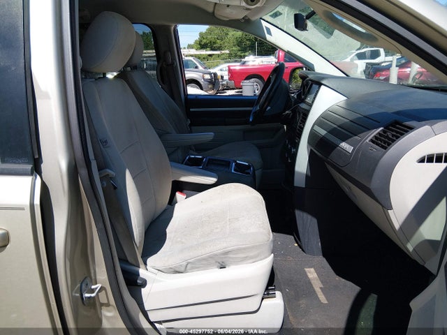 45297752 :رقم المزاد ، 1D8HN54P38B139307 vin ، 2008 Dodge Grand Caravan Sxt مزاد بيع