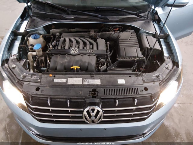 45297768 :رقم المزاد ، 1VWBM7A34CC001280 vin ، 2012 Volkswagen Passat 3.6l V6 Se مزاد بيع
