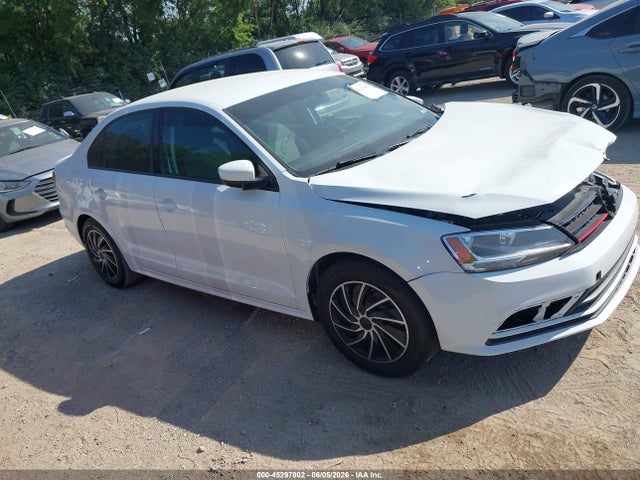 45297802 :رقم المزاد ، 3VW2B7AJ6JM208737 vin ، 2018 Volkswagen Jetta 1.4t S مزاد بيع