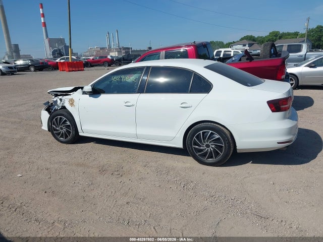 45297802 :رقم المزاد ، 3VW2B7AJ6JM208737 vin ، 2018 Volkswagen Jetta 1.4t S مزاد بيع
