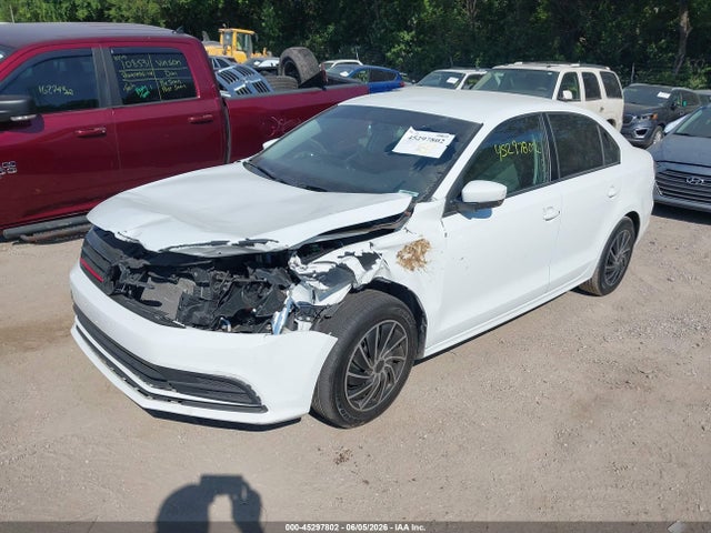 45297802 :رقم المزاد ، 3VW2B7AJ6JM208737 vin ، 2018 Volkswagen Jetta 1.4t S مزاد بيع