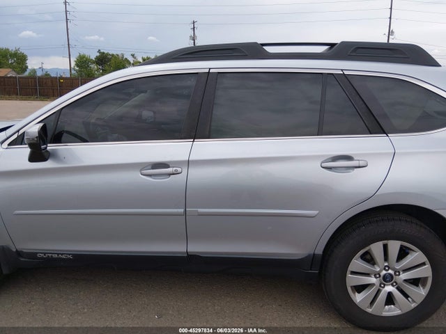 2017 Subaru Outback 2.5i Premium მანქანა იყიდება აუქციონზე, vin: 4S4BSAHC9H3343886, აუქციონის ნომერი: 45297834