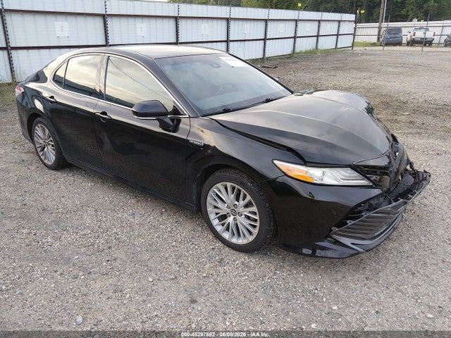 Toyota Camry Hybrid Xle 2018 4T1B21HK2JU002692 головне зображення