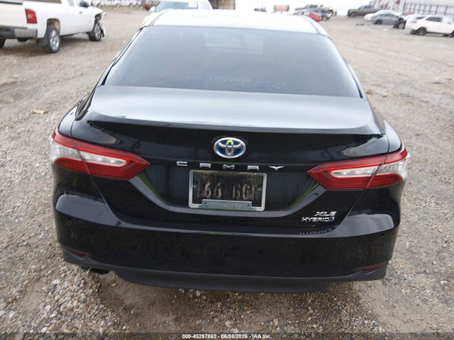 4T1B21HK2JU002692 Toyota Camry Hybrid Xle