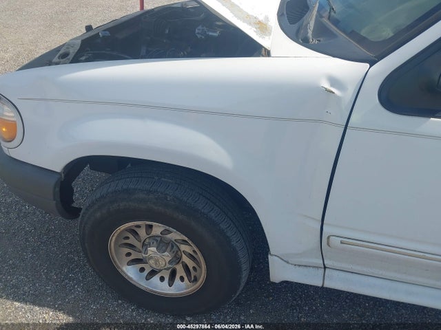 Продажа на аукционе авто 2000 Ford Explorer Xls, vin: 1FMZU62X1YZB53806, номер лота: 45297864