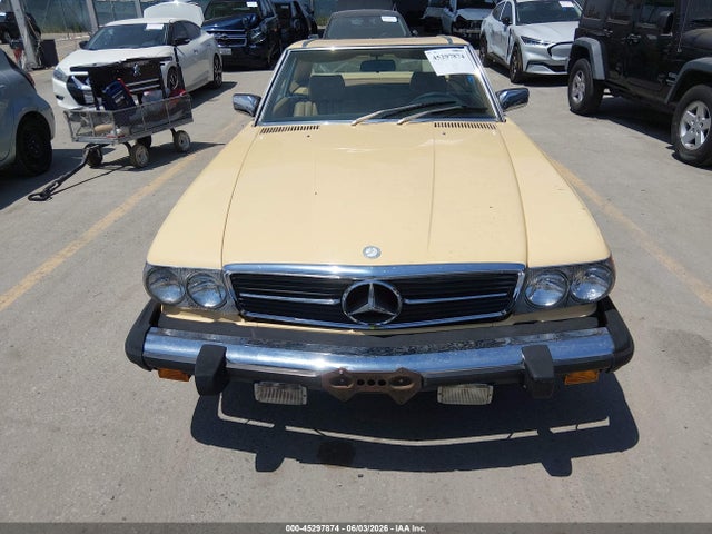 1980 Mercedes 450 Sl მანქანა იყიდება აუქციონზე, vin: 107044712060547, აუქციონის ნომერი: 45297874