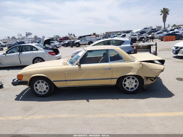1980 Mercedes 450 Sl მანქანა იყიდება აუქციონზე, vin: 107044712060547, აუქციონის ნომერი: 45297874