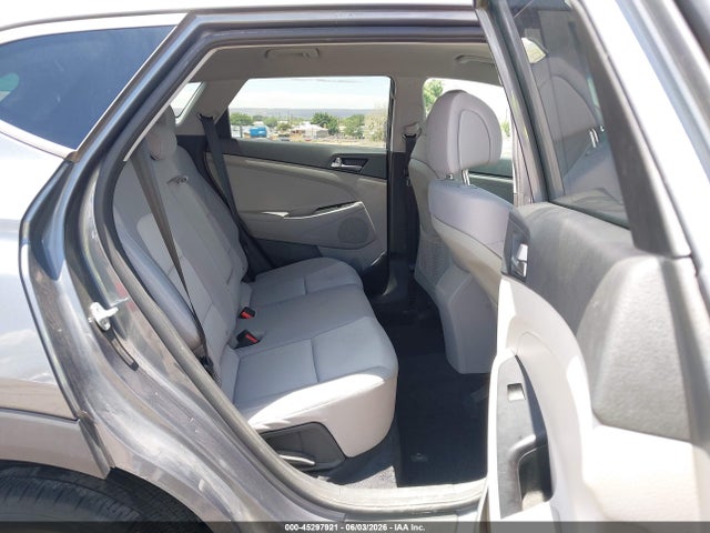 Hyundai TUCSON SE 2018 KM8J23A47JU673777 Image 8