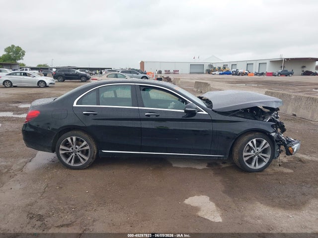 2018 Mercedes-benz C 300 4matic მანქანა იყიდება აუქციონზე, vin: 55SWF4KBXJU275438, აუქციონის ნომერი: 45297923