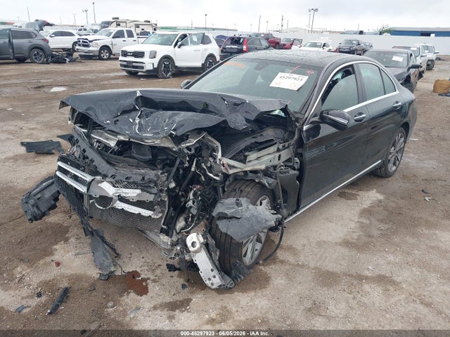 2018 Mercedes-benz C 300 4matic მანქანა იყიდება აუქციონზე, vin: 55SWF4KBXJU275438, აუქციონის ნომერი: 45297923