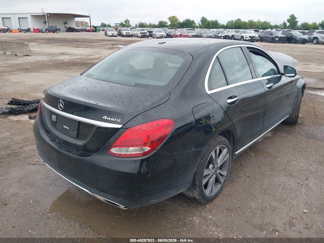 2018 Mercedes-benz C 300 4matic მანქანა იყიდება აუქციონზე, vin: 55SWF4KBXJU275438, აუქციონის ნომერი: 45297923