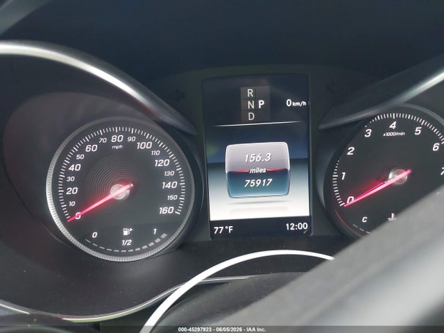 2018 Mercedes-benz C 300 4matic მანქანა იყიდება აუქციონზე, vin: 55SWF4KBXJU275438, აუქციონის ნომერი: 45297923
