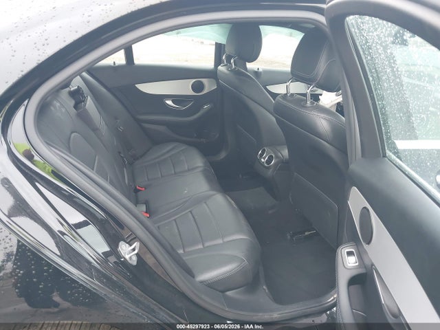 2018 Mercedes-benz C 300 4matic მანქანა იყიდება აუქციონზე, vin: 55SWF4KBXJU275438, აუქციონის ნომერი: 45297923