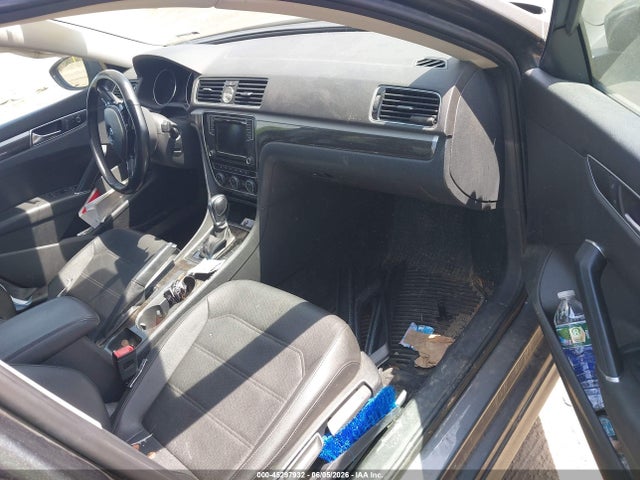 Aukcja sprzedaży 2017 Volkswagen Passat 1.8t Se, vin: 1VWBT7A32HC021568, numer aukcji: 45297932