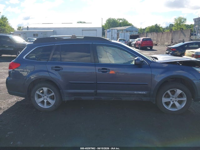 2014 Subaru Outback 2.5i Premium მანქანა იყიდება აუქციონზე, vin: 4S4BRBECXE3243989, აუქციონის ნომერი: 45297962
