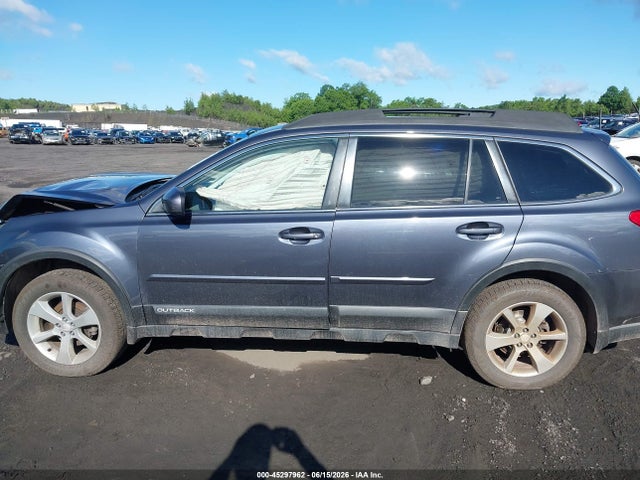 2014 Subaru Outback 2.5i Premium მანქანა იყიდება აუქციონზე, vin: 4S4BRBECXE3243989, აუქციონის ნომერი: 45297962