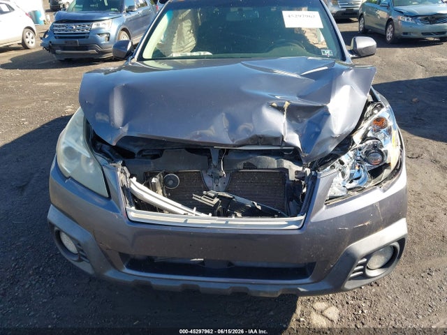 2014 Subaru Outback 2.5i Premium მანქანა იყიდება აუქციონზე, vin: 4S4BRBECXE3243989, აუქციონის ნომერი: 45297962