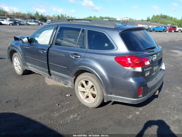 2014 Subaru Outback 2.5i Premium მანქანა იყიდება აუქციონზე, vin: 4S4BRBECXE3243989, აუქციონის ნომერი: 45297962