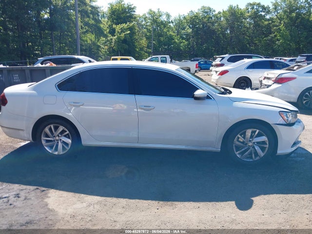 Продажа на аукционе авто 2018 Volkswagen Passat 2.0t Se, vin: 1VWBA7A35JC002959, номер лота: 45297972