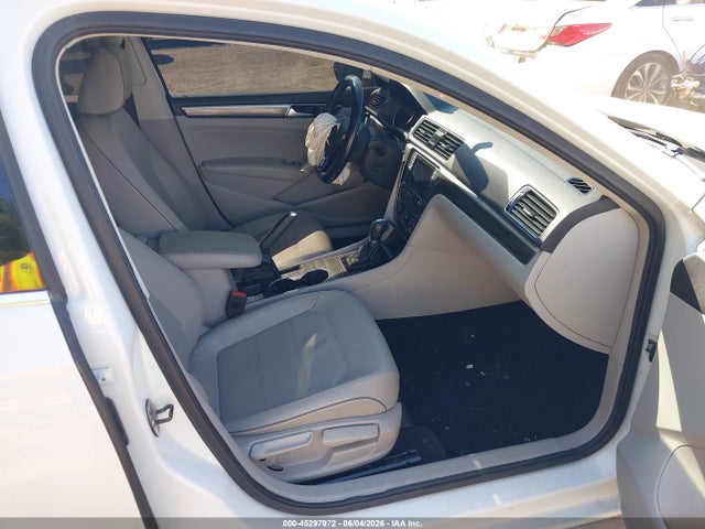 Продажа на аукционе авто 2018 Volkswagen Passat 2.0t Se, vin: 1VWBA7A35JC002959, номер лота: 45297972