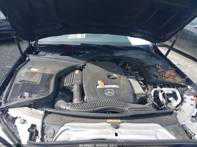 45298024 :رقم المزاد ، 55SWF4KB7GU140281 vin ، 2016 Mercedes-benz C 300 4matic مزاد بيع