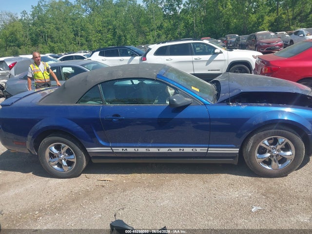 2007 Ford Mustang V6 Deluxe/v6 Premium მანქანა იყიდება აუქციონზე, vin: 1ZVFT84N175201423, აუქციონის ნომერი: 45298080