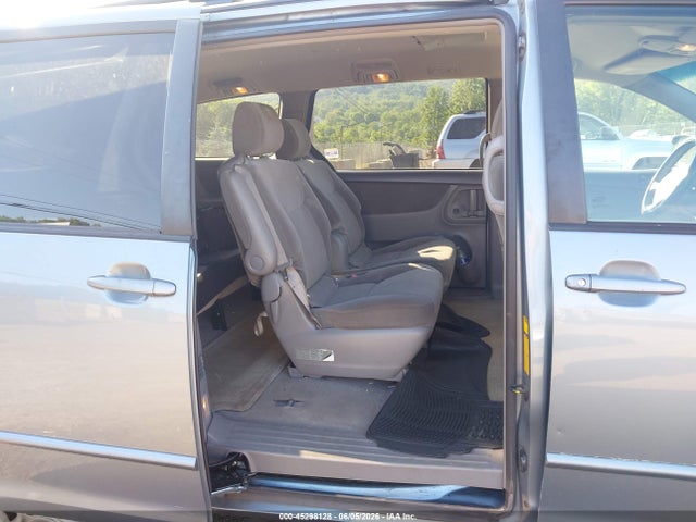 Aukcja sprzedaży 2004 Toyota Sienna Le, vin: 5TDBA23C64S007626, numer aukcji: 45298128