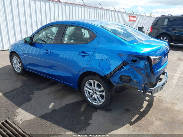 3MYDLBYV2HY175423 Toyota YARIS IA