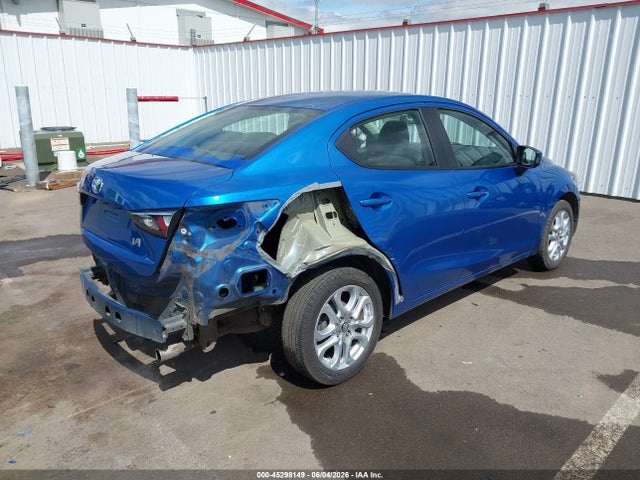 3MYDLBYV2HY175423 Toyota YARIS IA