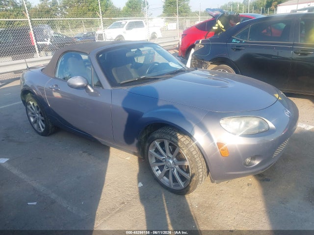 Продажа на аукционе авто 2007 Mazda Mx-5 Touring, vin: JM1NC25F170133883, номер лота: 45298158