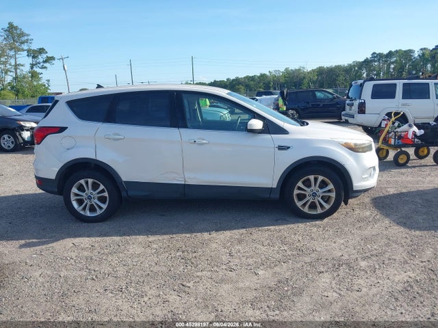 Продажа на аукционе авто 2019 Ford Escape Se, vin: 1FMCU0GDXKUA06079, номер лота: 45298197