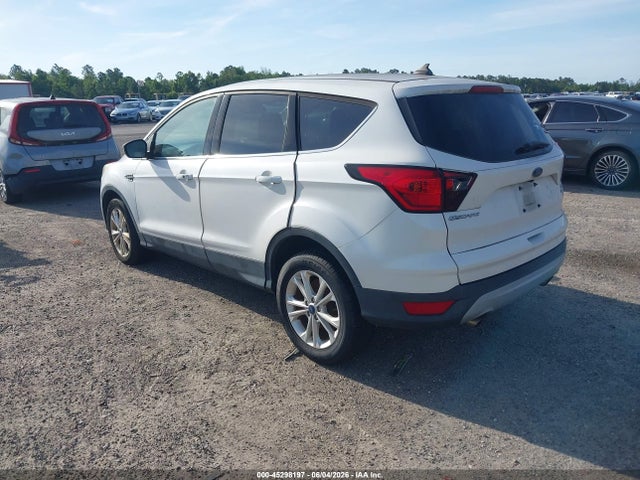 Продажа на аукционе авто 2019 Ford Escape Se, vin: 1FMCU0GDXKUA06079, номер лота: 45298197
