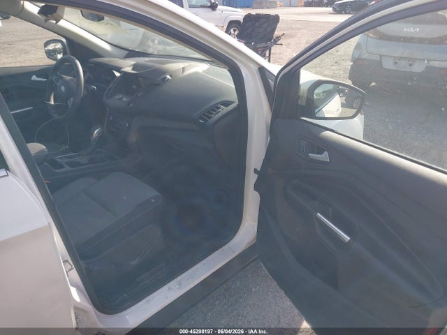 Продажа на аукционе авто 2019 Ford Escape Se, vin: 1FMCU0GDXKUA06079, номер лота: 45298197