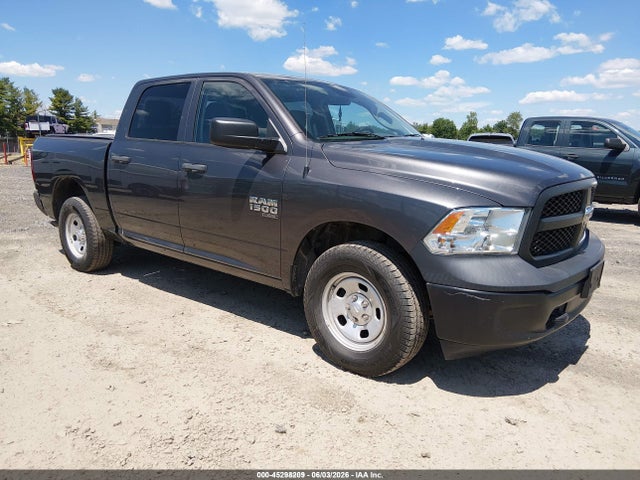 45298209 :رقم المزاد ، 1C6RR7KG8KS660396 vin ، 2019 Ram 1500 Classic مزاد بيع